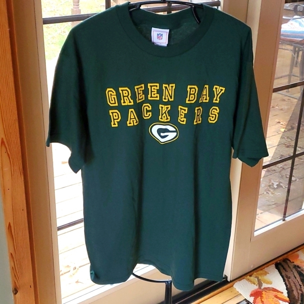 NWT Mens Green Bay Packers NFL T-Shirt Green Yellow Graphic Tee Large